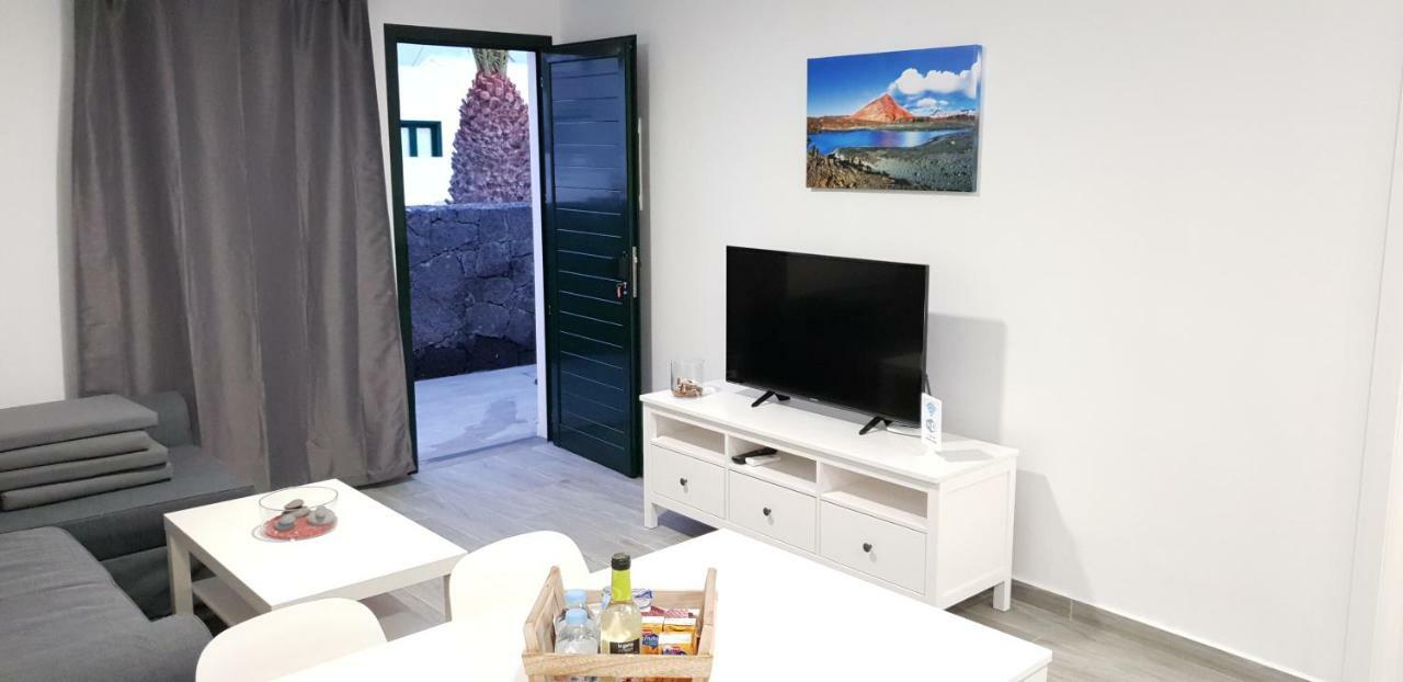House First Line Of The Sea Villa Costa Teguise Ngoại thất bức ảnh