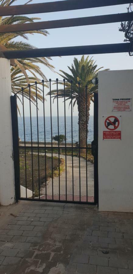House First Line Of The Sea Villa Costa Teguise Ngoại thất bức ảnh